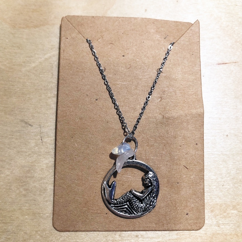 New Handmade Moonstone Mermaid Charm Silver 24 inch Chain Necklace - Picture 3 of 5